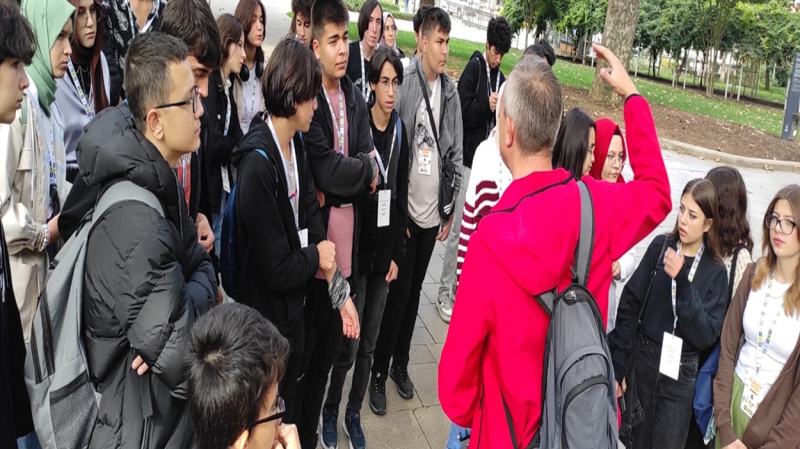 Okulumuz Öğrencileri Ecdadının İzinde İstanbul Gezisine Katıldı